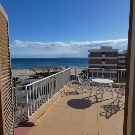 Atico Con Vista Mar. 50 M De La Playa - Casa Nova 13 Apartman Roses Kültér fotó
