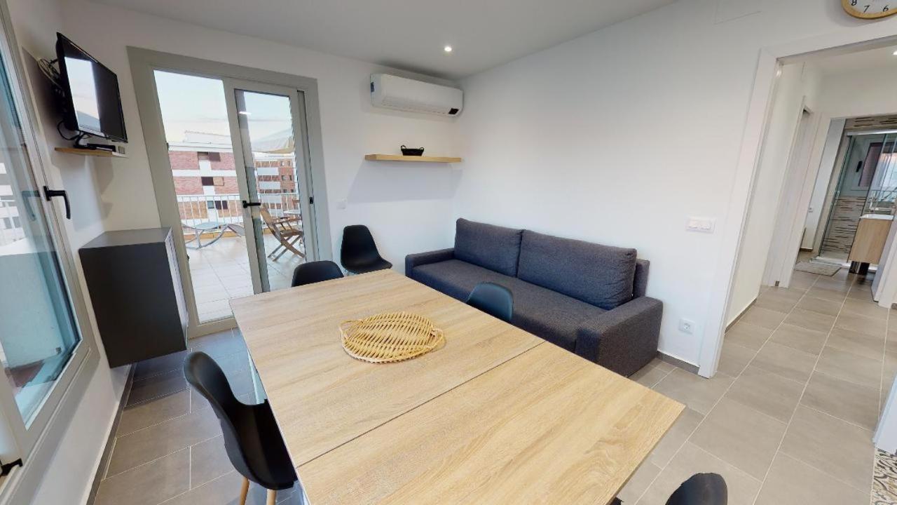 Atico Con Vista Mar. 50 M De La Playa - Casa Nova 13 Apartman Roses Kültér fotó